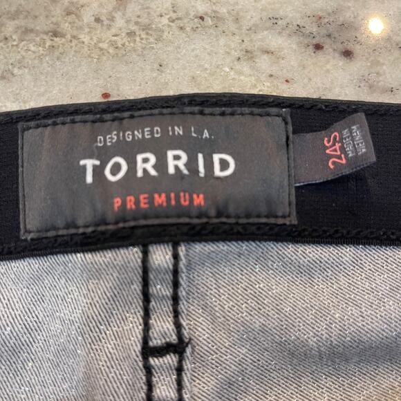 Torrid Black Skinny Jeans Plus Size 24 - Picture 6 of 9